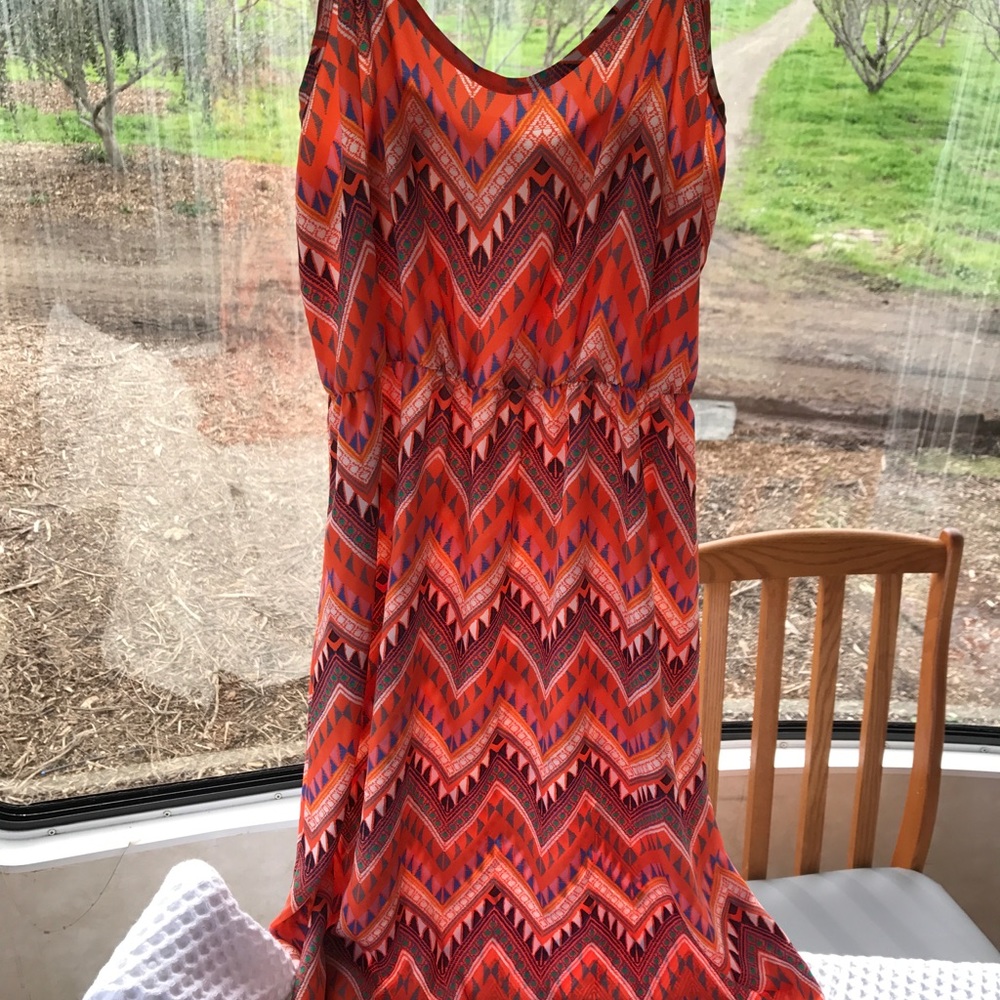 Chevron Pattern Maxi Dress - Picture 2 of 4